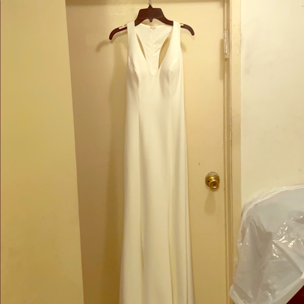 Xscape white T-Back mermaid ball gown size 6